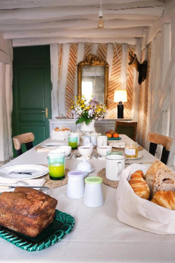 L'Orme Blanchet Spa & Piscine, Petit-Dejeuner Inclus Chambon-la-Foret Екстериор снимка