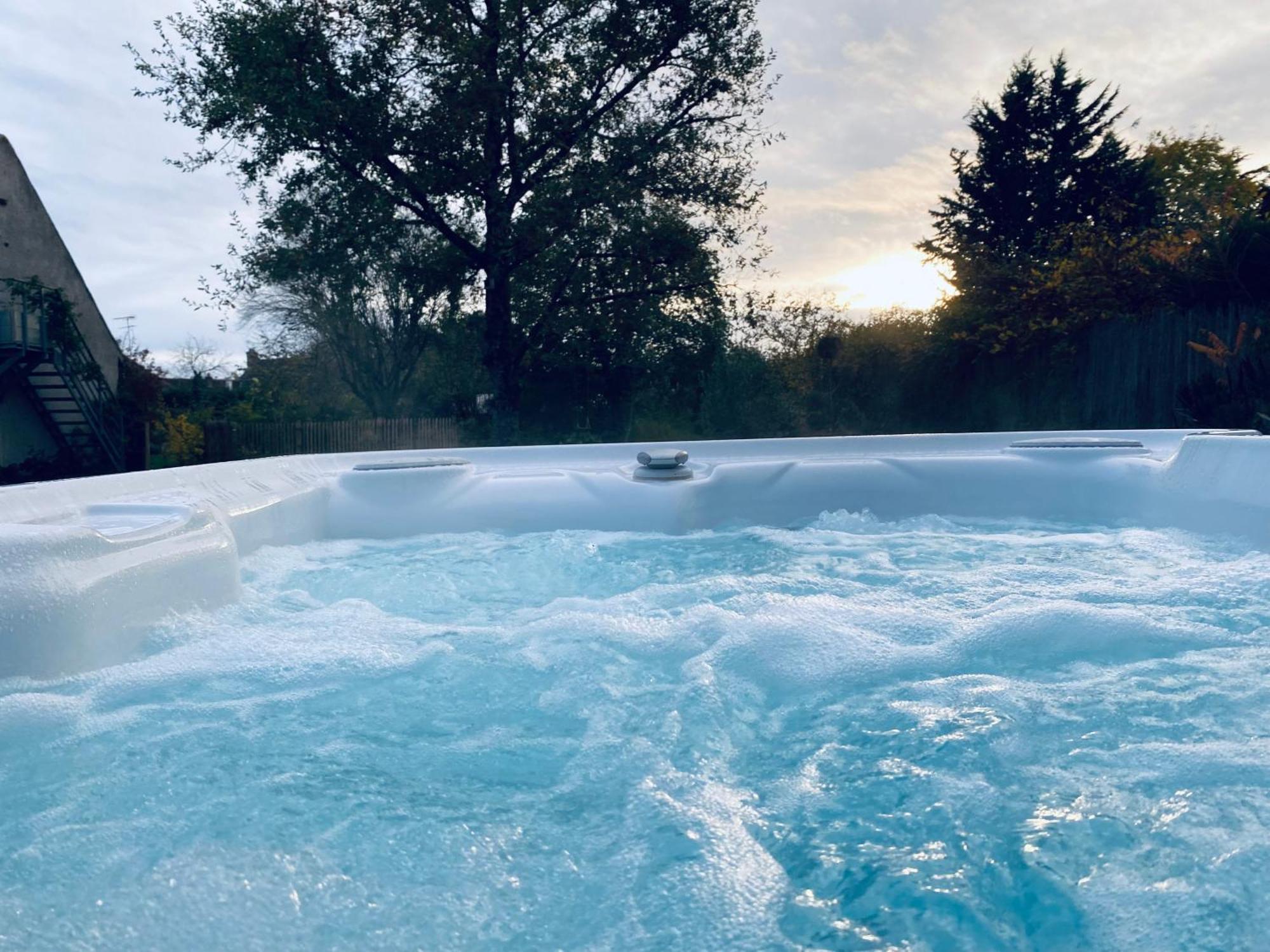 L'Orme Blanchet Spa & Piscine, Petit-Dejeuner Inclus Chambon-la-Foret Екстериор снимка